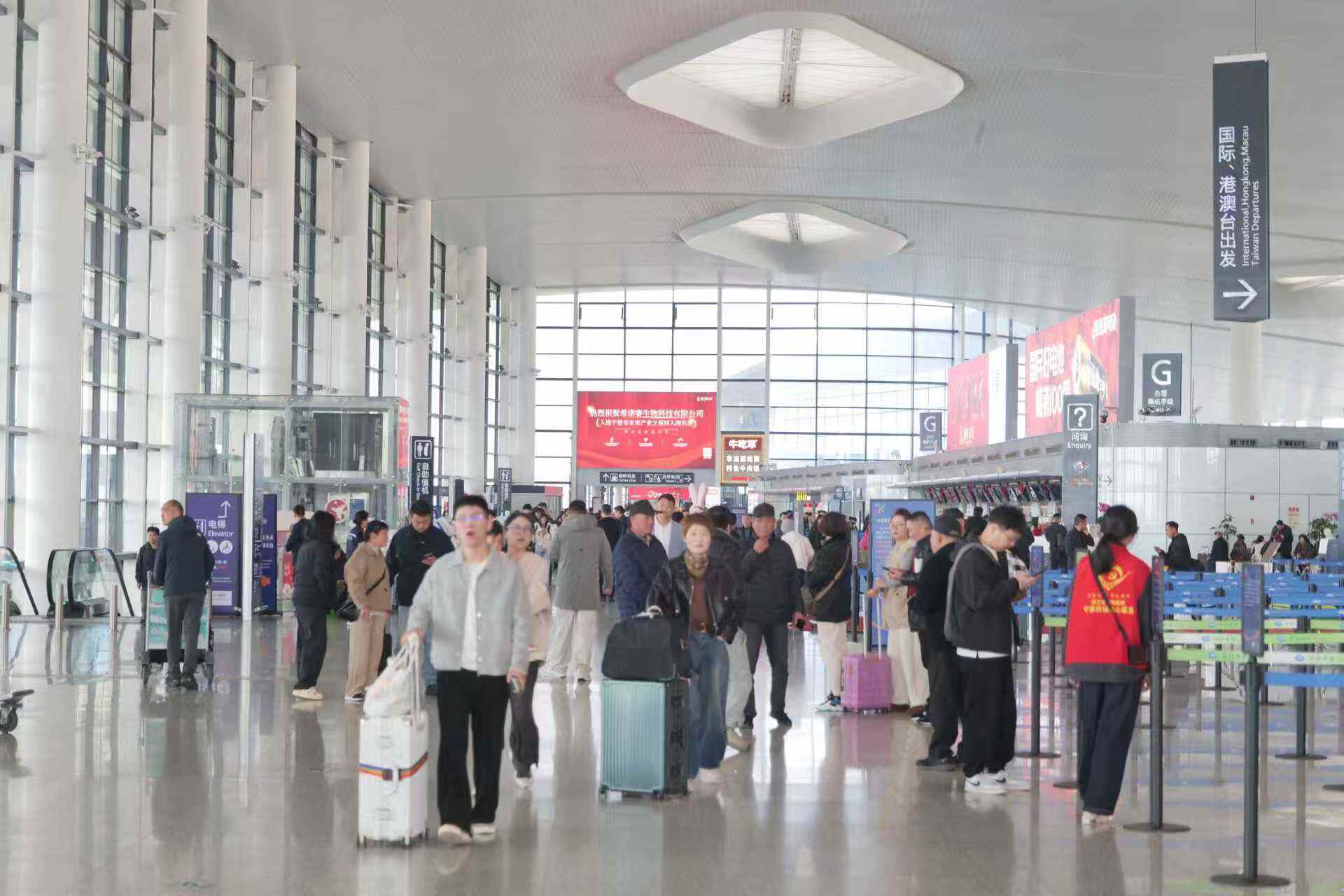 2026年夏秋航季，浙江全省机场每周计划执行航班1.43万架次