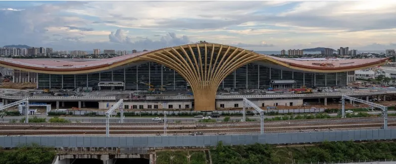 三亚凤凰国际机场“软硬”兼施提升服务保障能力 T3航站楼投用50天输送旅客近百万人次