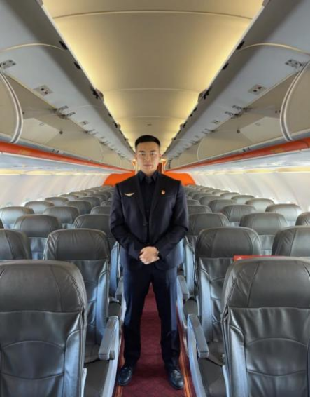 蓝盾护航守蓝天 初心如磐保平安——记新海航天津航空安全员赵子明