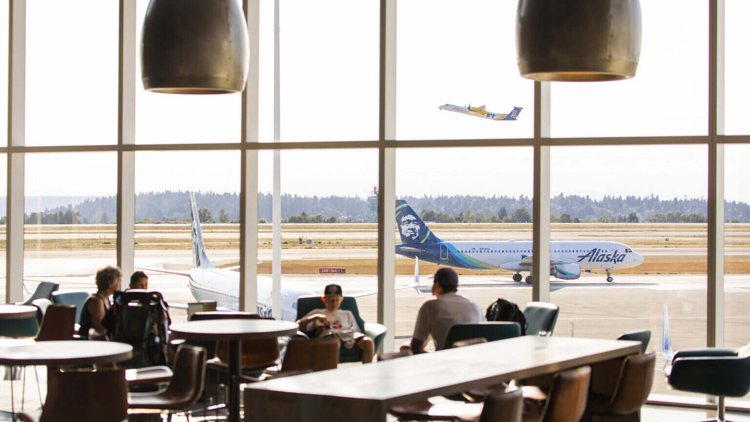 咖啡包空中爆裂致空乘受伤 咖啡公司被起诉