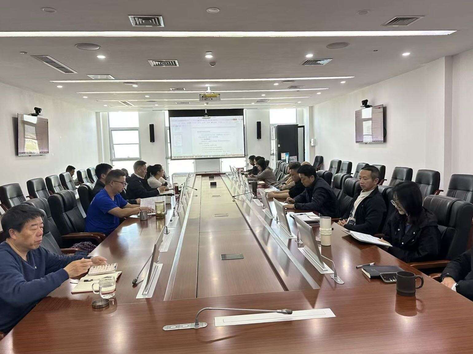 筑牢安全防线提升消防技能——西南空管局天府空管办组织开展全员消防知识培训