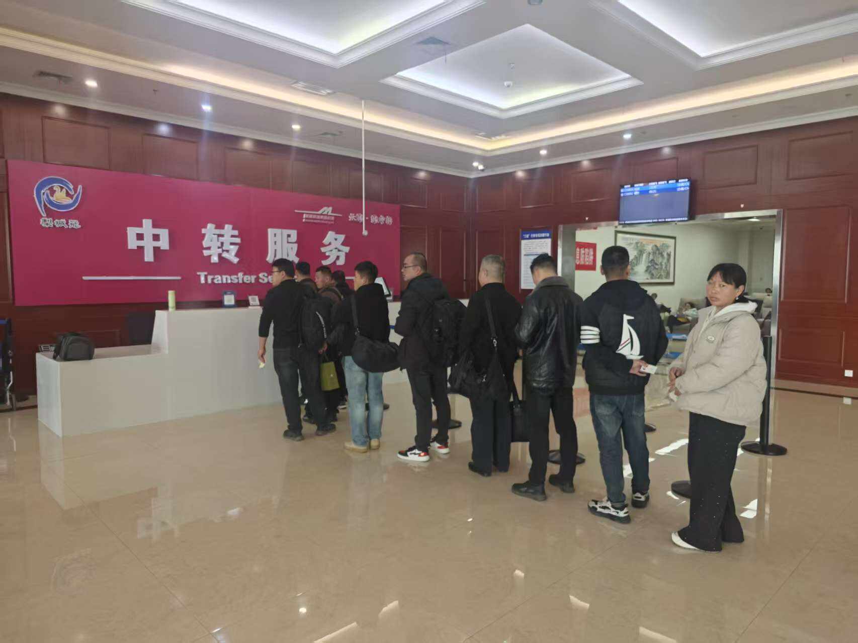 区域枢纽功能凸显 新疆机场集团库尔勒梨城机场通程航班组合达4600条