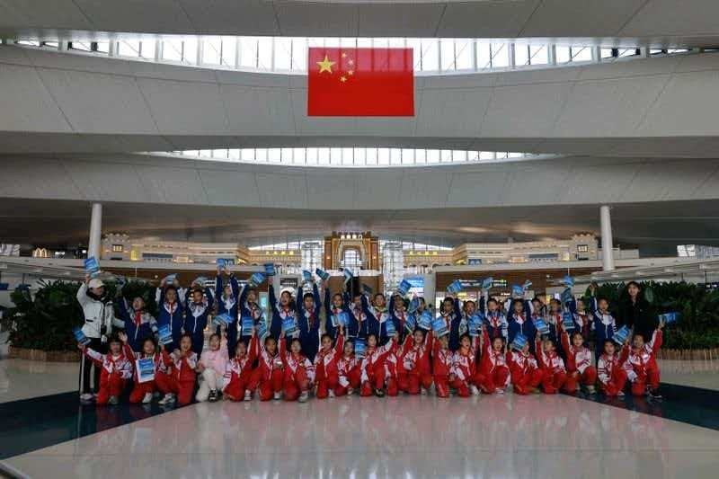 新疆机场集团与喀什地区教育局签署战略合作协议携手开启“祖国情·中华行”青少年研学新篇章