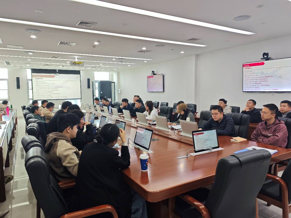 西南空管局空管中心天府塔台管制室开展2026年夏秋航季换季培训工作