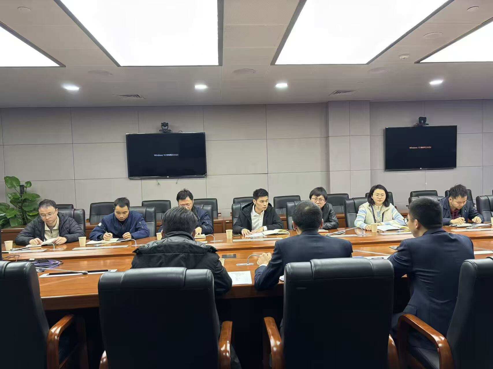 天府机场环管委与西南空管局天府空管开展飞行区安全工作交流会