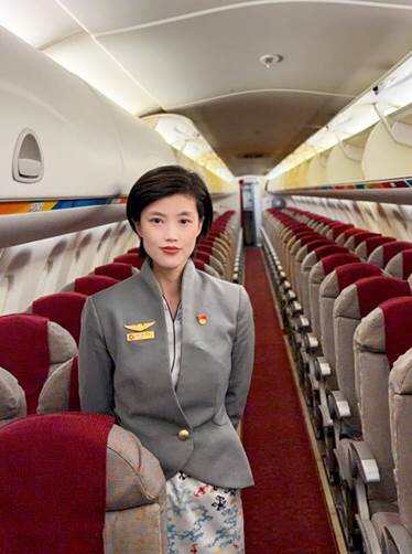 客舱执检践使命 坚守云端二十载——记天津航空客舱乘务检查员韩雪