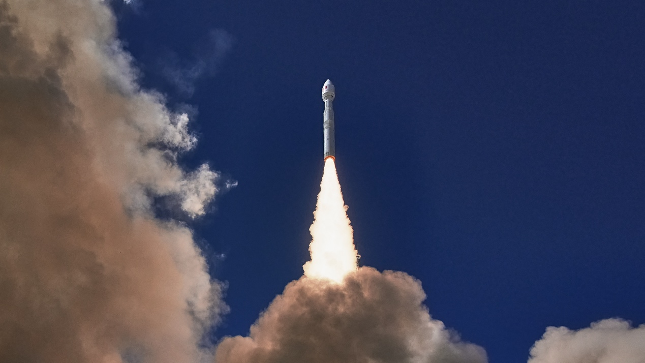 大模型上天！Nexus AI随力箭一号入轨就位 国产大模型首次在太空完成高可靠冗余计算框架验证