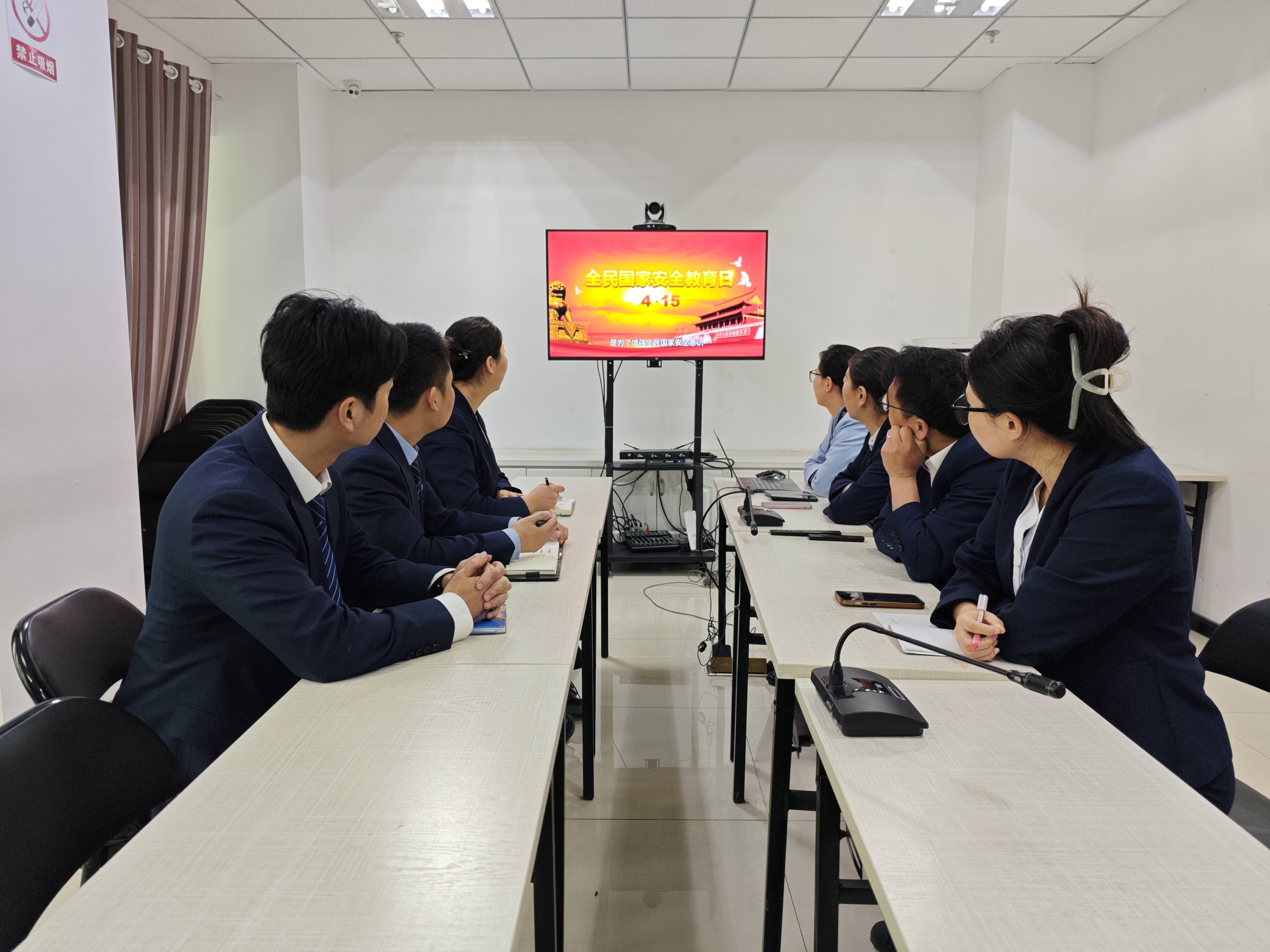 新疆机场集团天缘航旅公司库尔勒航食党支部开展全民国家安全教育日主题党日活动