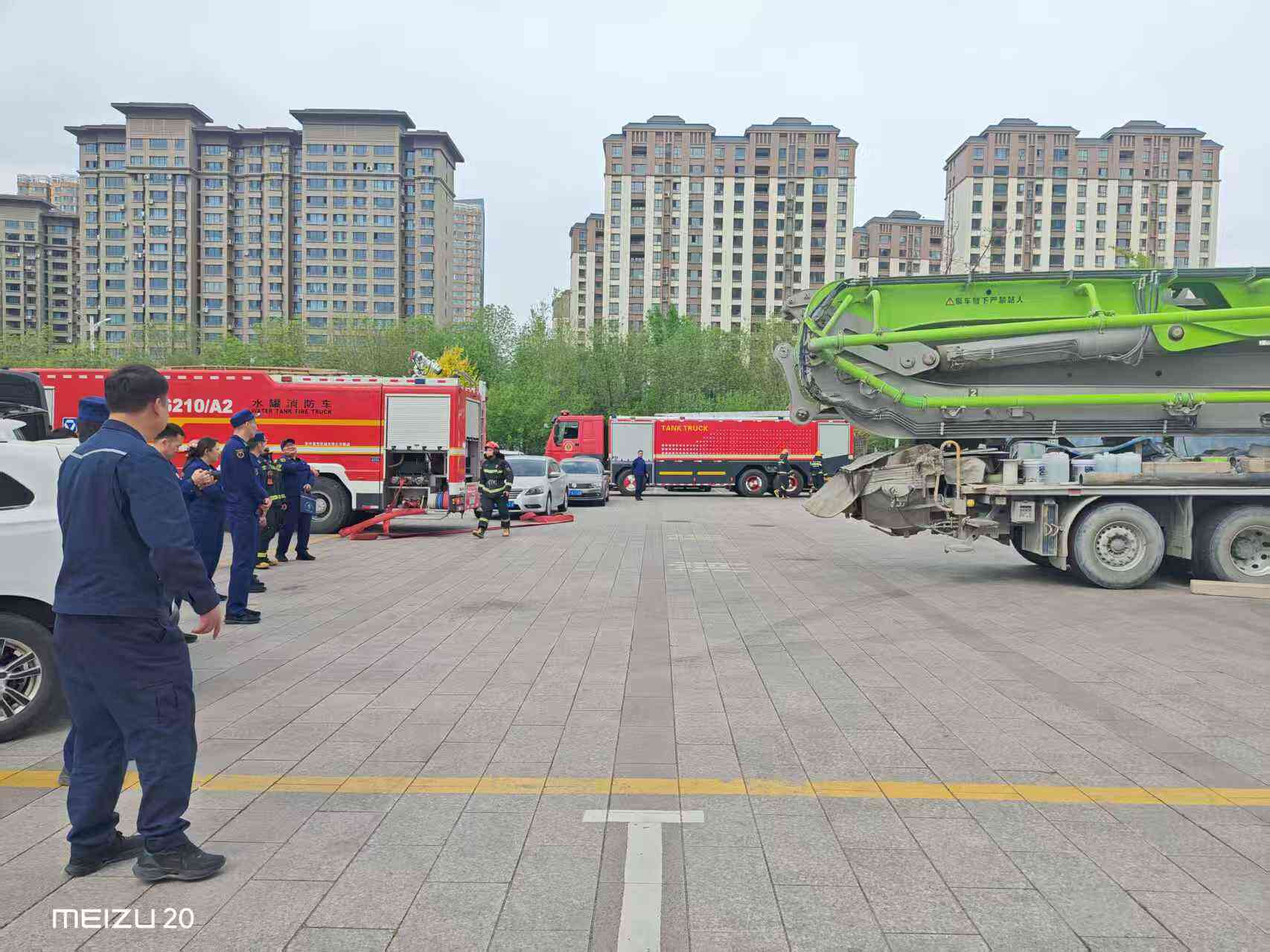 筑牢安全防线 提升应急能力——新疆机场集团天缘航旅伊宁分公司天缘国际酒店配合消防完成高层建筑消防实战演练