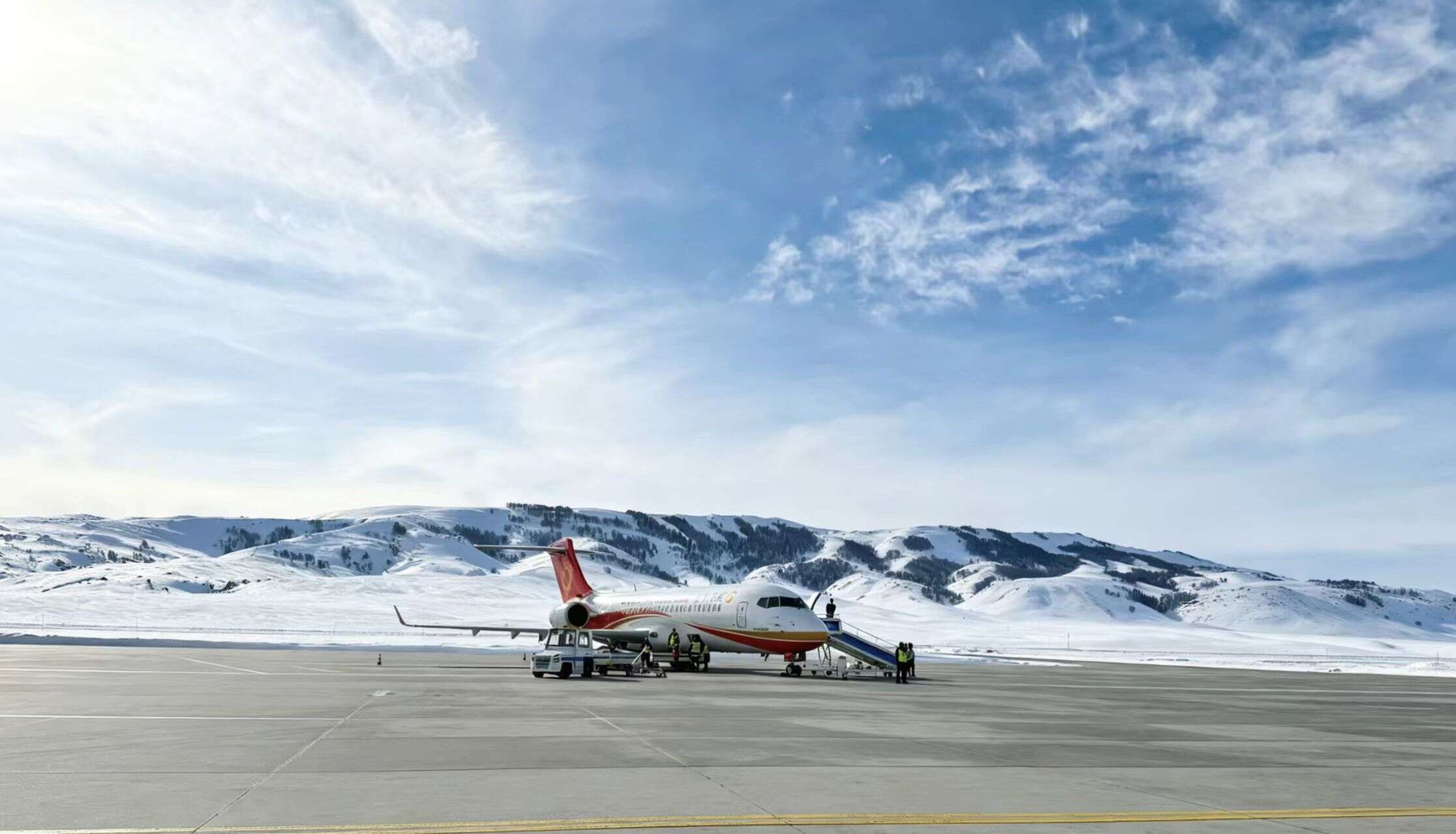 谷雨润空港 春归喀纳斯