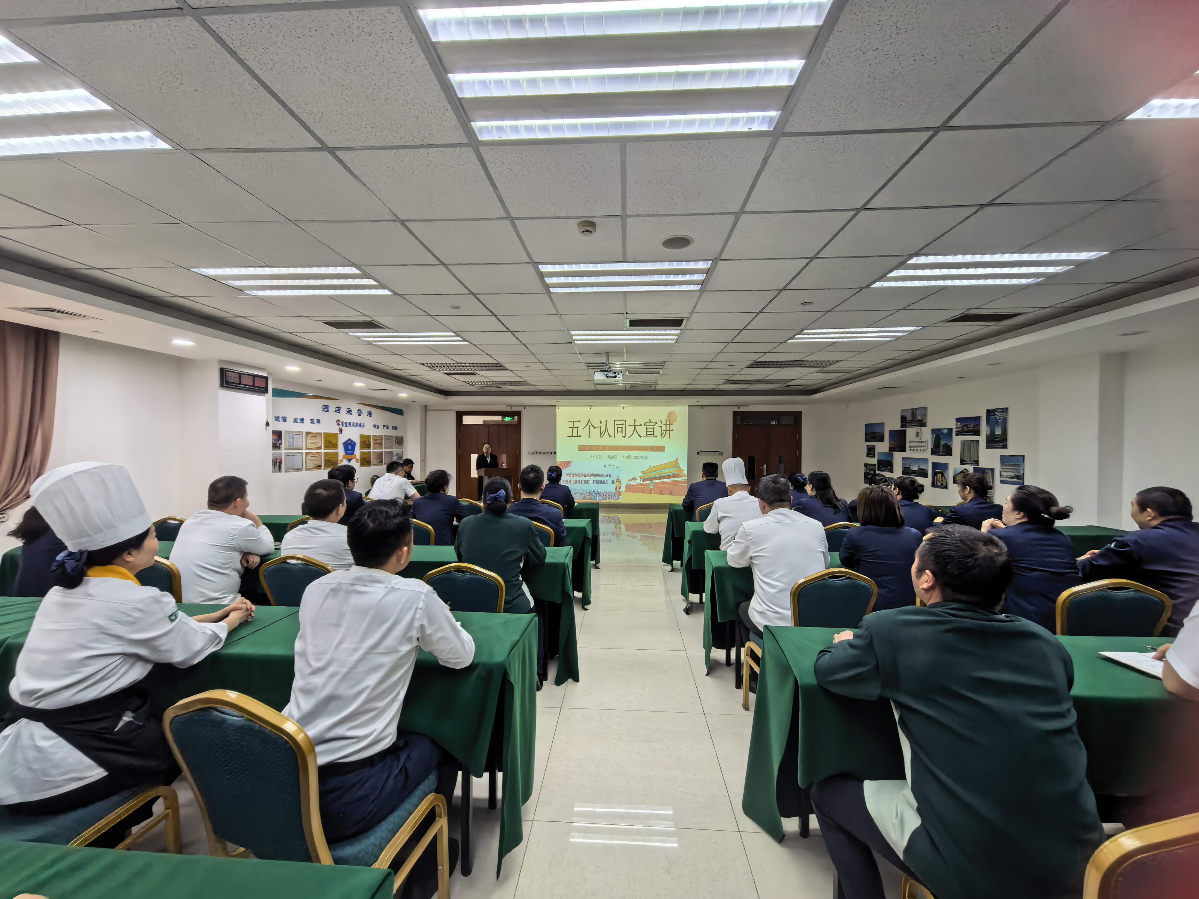 新疆机场集团天缘航旅有限责任公司阿克苏分公司开展 “五个认同” 宣讲活动