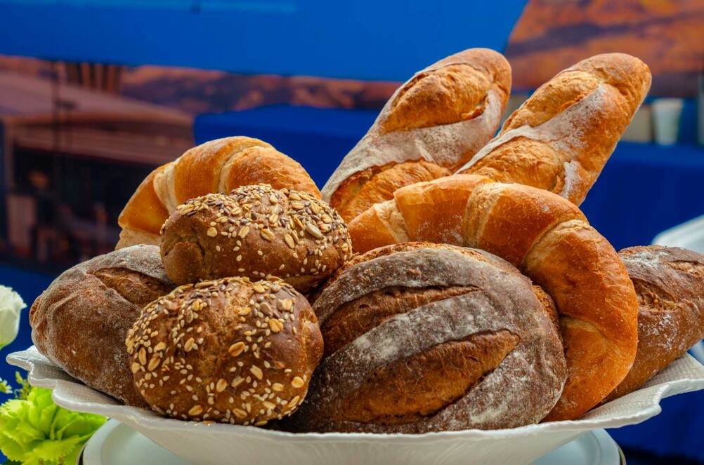 机场集团职工餐厅上新特色甜品 打造舌尖福利