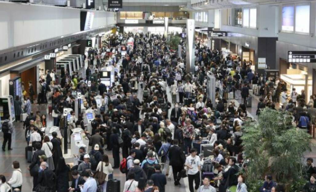 羽田机场航空管制系统故障 致多个航班取消