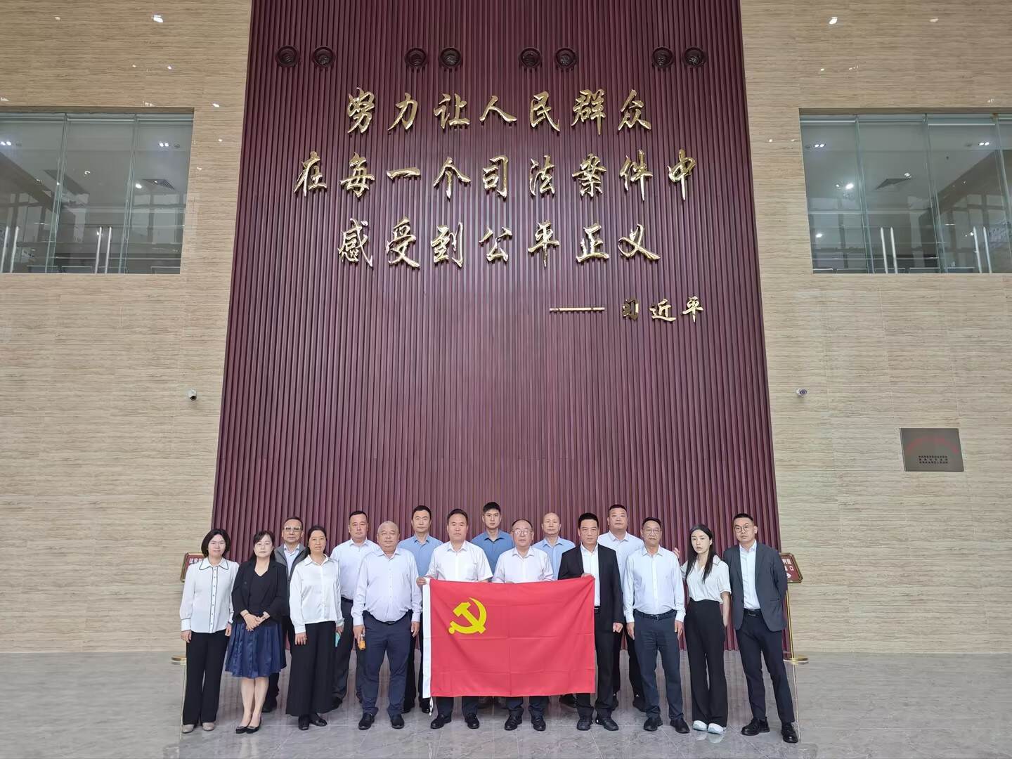 旁听庭审敲警钟 以案明纪筑防线——珠海空管站开展赴法院庭审旁听警示教育活动
