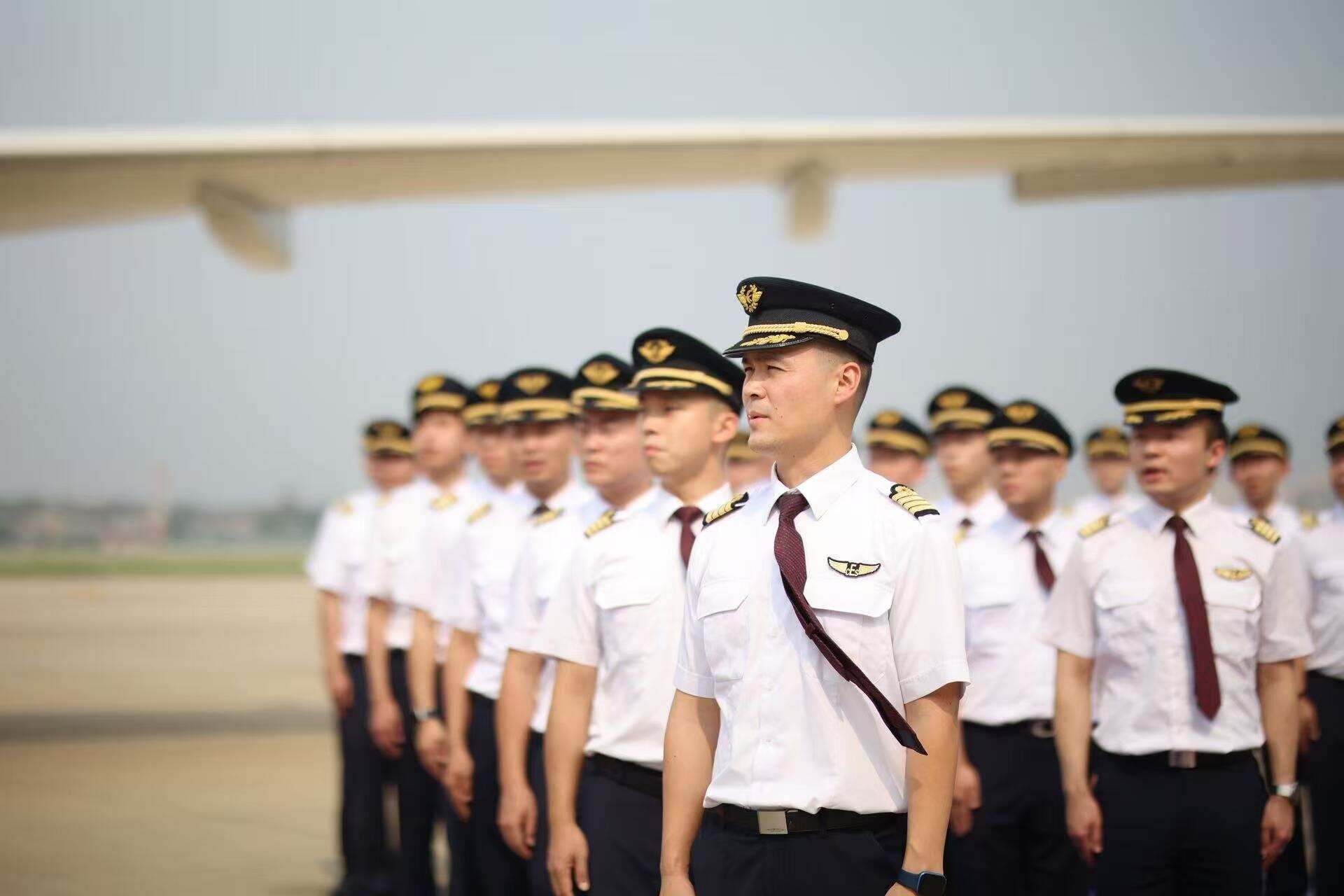 东航飞行团队：为“三飞”当先锋，护航人民美好出行