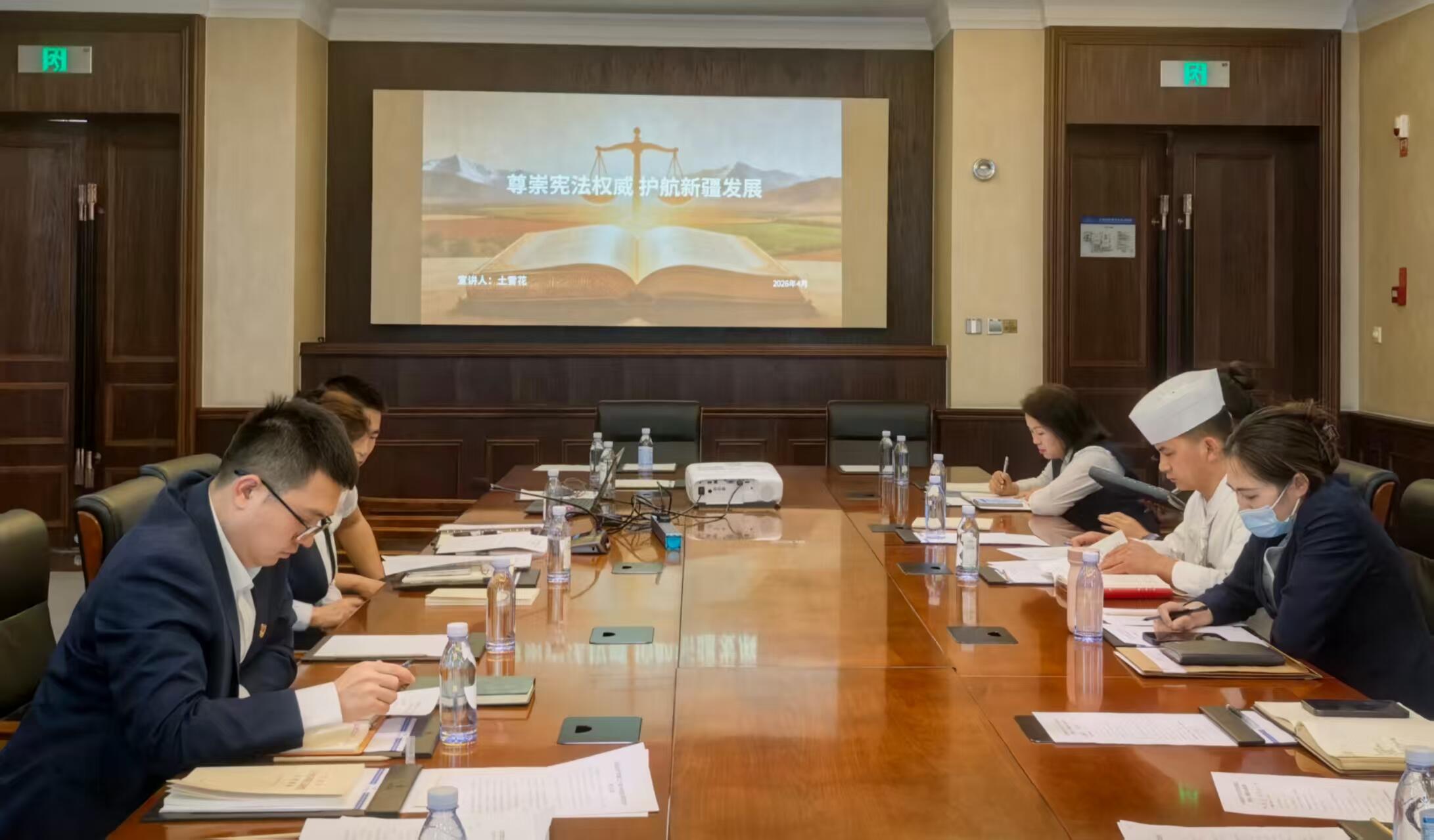 弘扬宪法精神 筑牢法治根基——新疆机场集团天缘航旅伊宁分公司开展宪法宣传活动