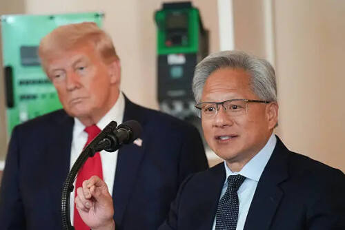特朗普访华随行高官名单披露 波音CEO位列其中