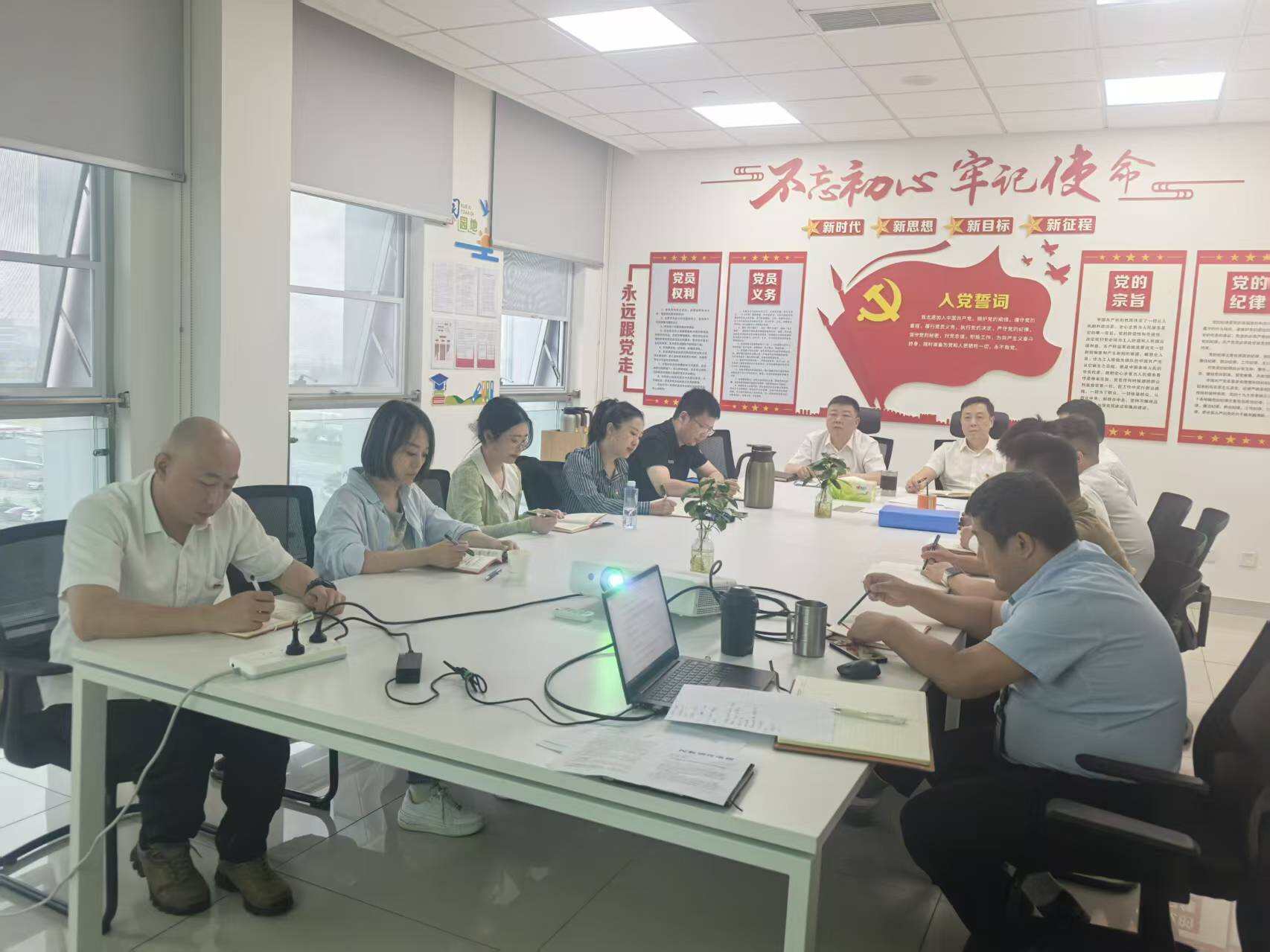 西南空管局天府工作区管委会主动作为，推动三岔工作区外围边坡平整和消防隐患治理