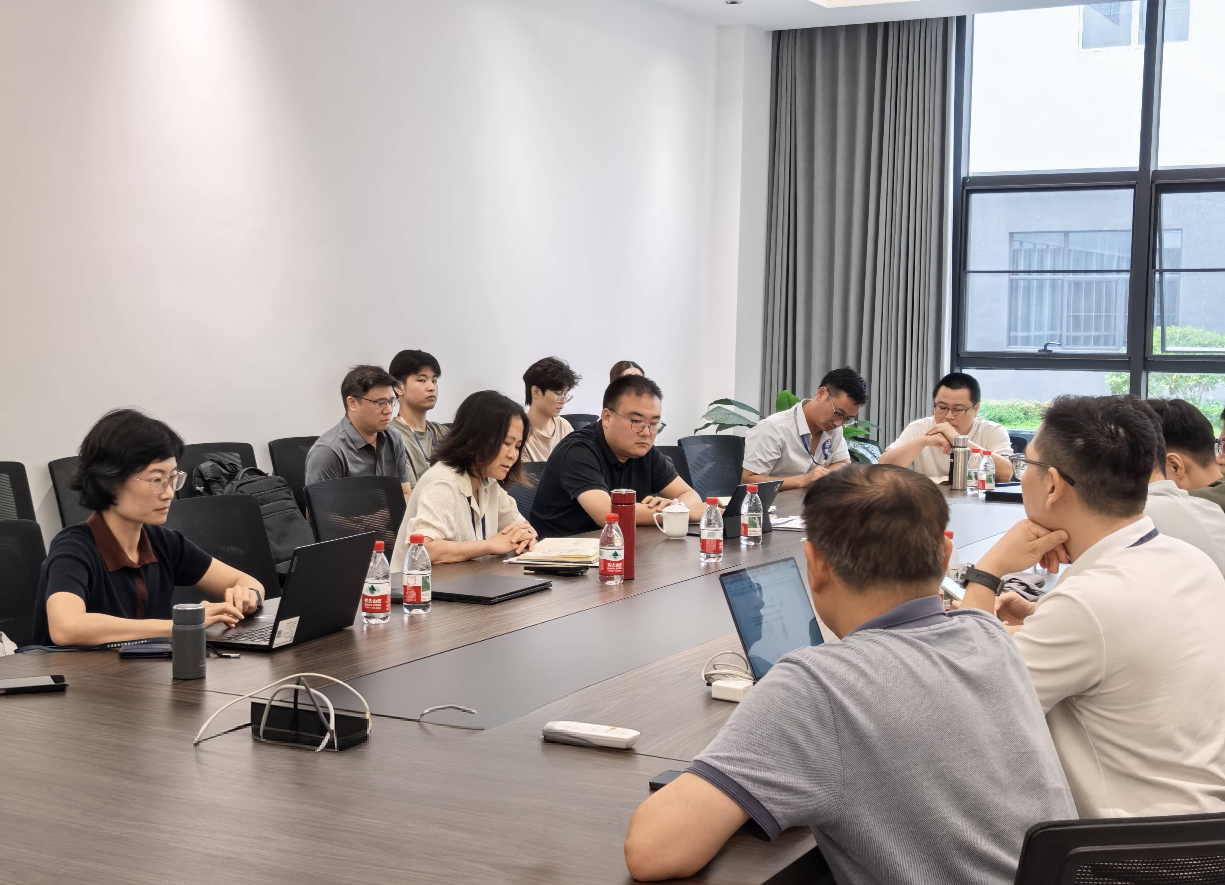 南宁吴圩机场改扩建工程空管工程开展施工质量与安全监督检查