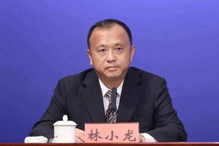林小龙履新深圳机场集团董事长