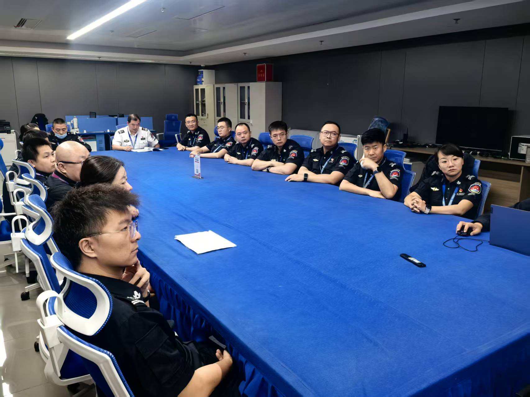 筑牢空中安全防线 守好员工“钱袋子”——乌鲁木齐国际机场分公司安全检查总站开展反诈禁赌警示教育活动