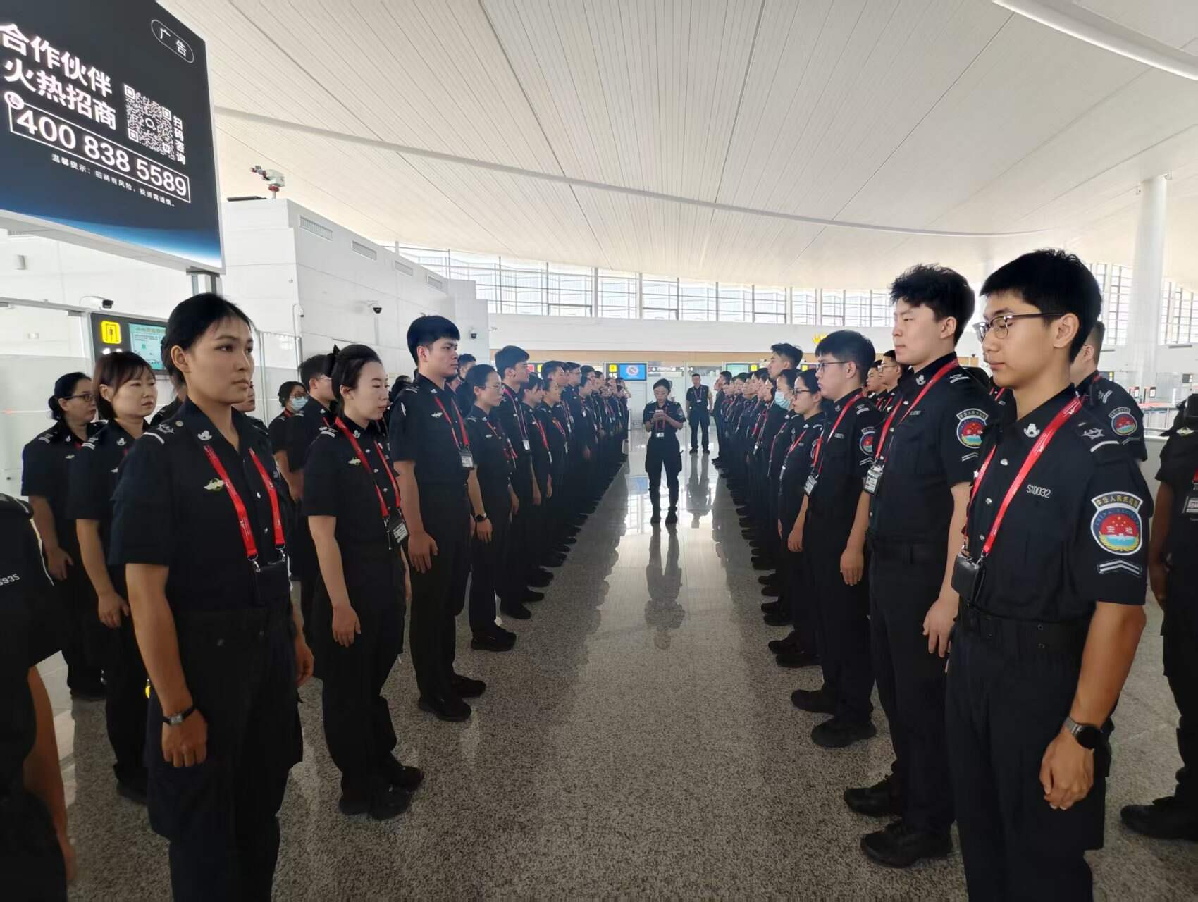 以语为桥联通丝路旅客  新疆机场集团乌鲁木齐国际机场分公司安全检查总站开展外语服务能力提升培训