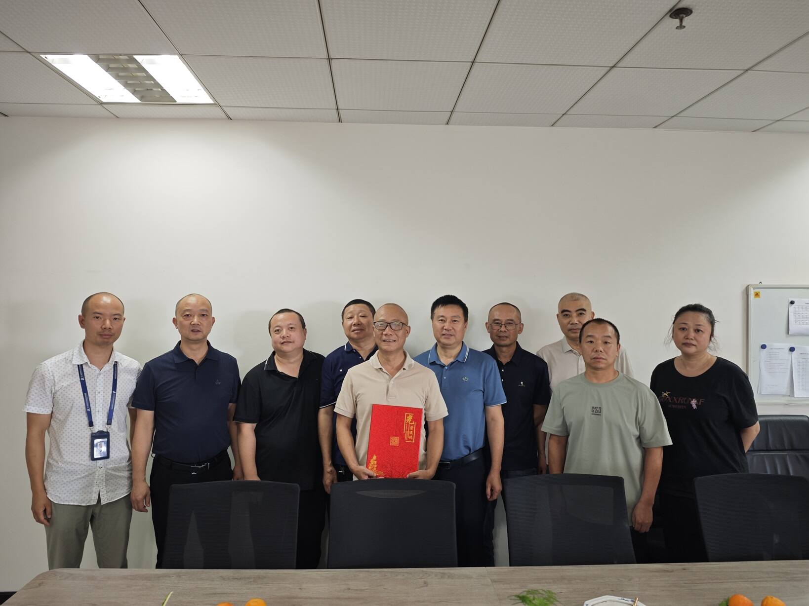 岁月耕耘十余载 初心不改话荣休——西南空管局商务公司温情送别退休驾驶员