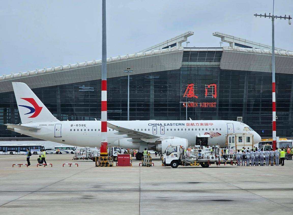 厦门空港持续释放“空中丝路”活力 客运航班突破万架次