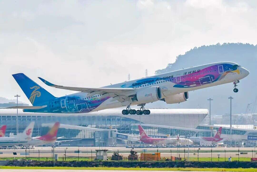 深航A350"鲲鹏号"首航伦敦