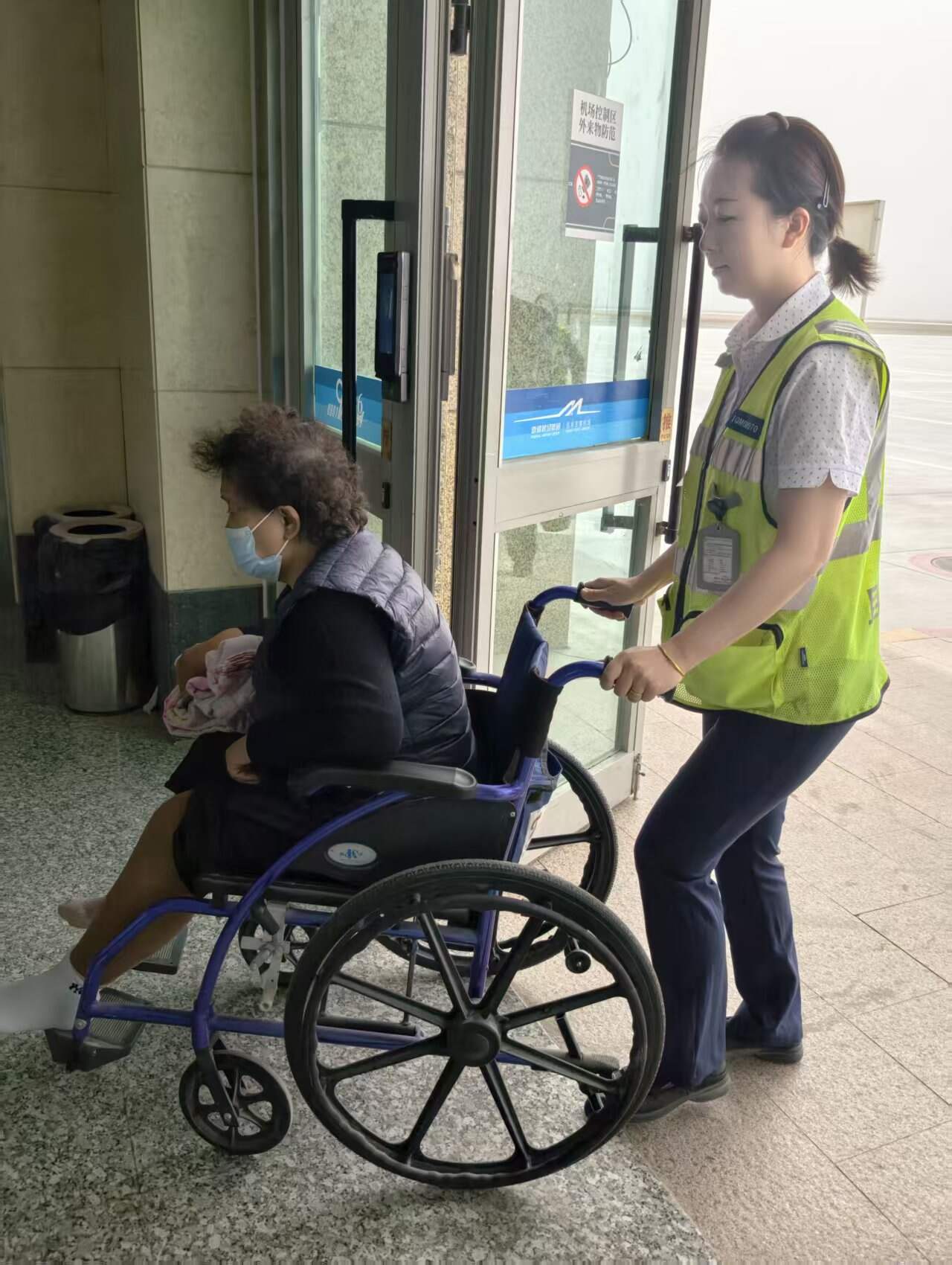 收官冲刺 全力护航｜新疆机场集团且末玉都机场筑牢暑期尾声出行保障防线