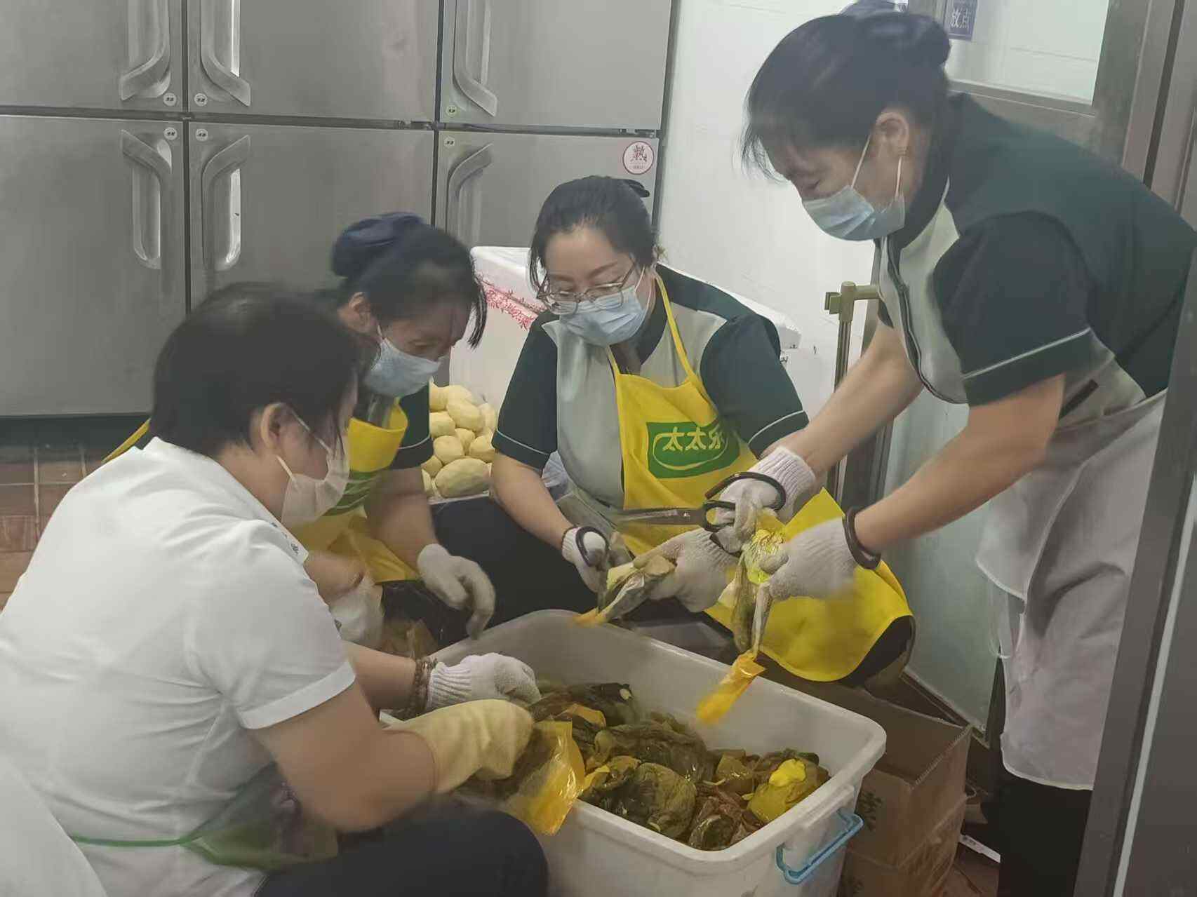 军民融合显担当 餐食保障暖军心 新疆机场集团天缘航旅有限责任公司库车区域分公司圆满完成驻训部队军供餐保障任务