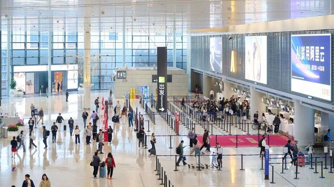 虹桥机场“沪渝快线”跨航司签转服务面向全舱位旅客开放