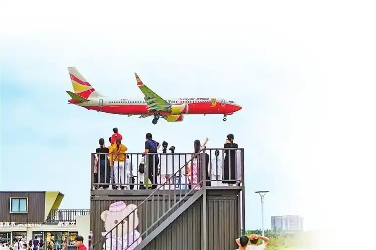 中部地区首个官方航空观机平台开放
