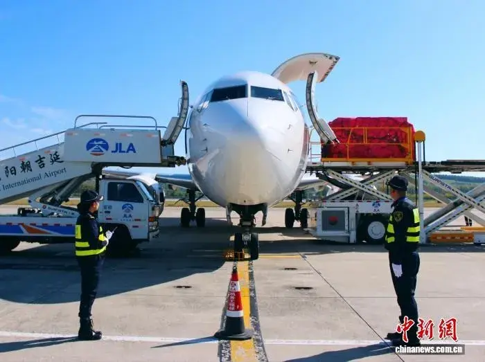 首条“帝王蟹航线”开通！珲春直抵香港