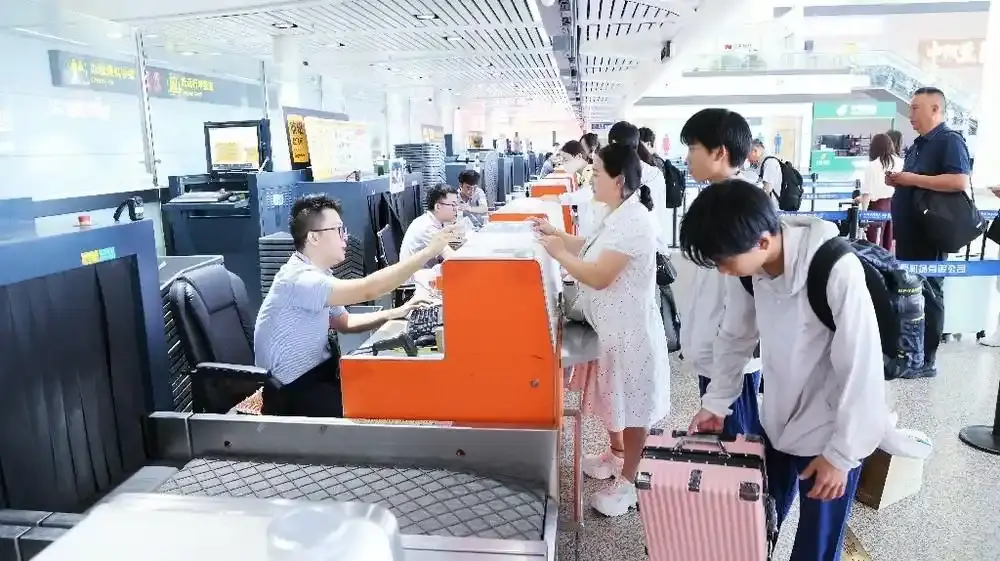 宁夏三地机场国庆期间保障旅客24.5万人次