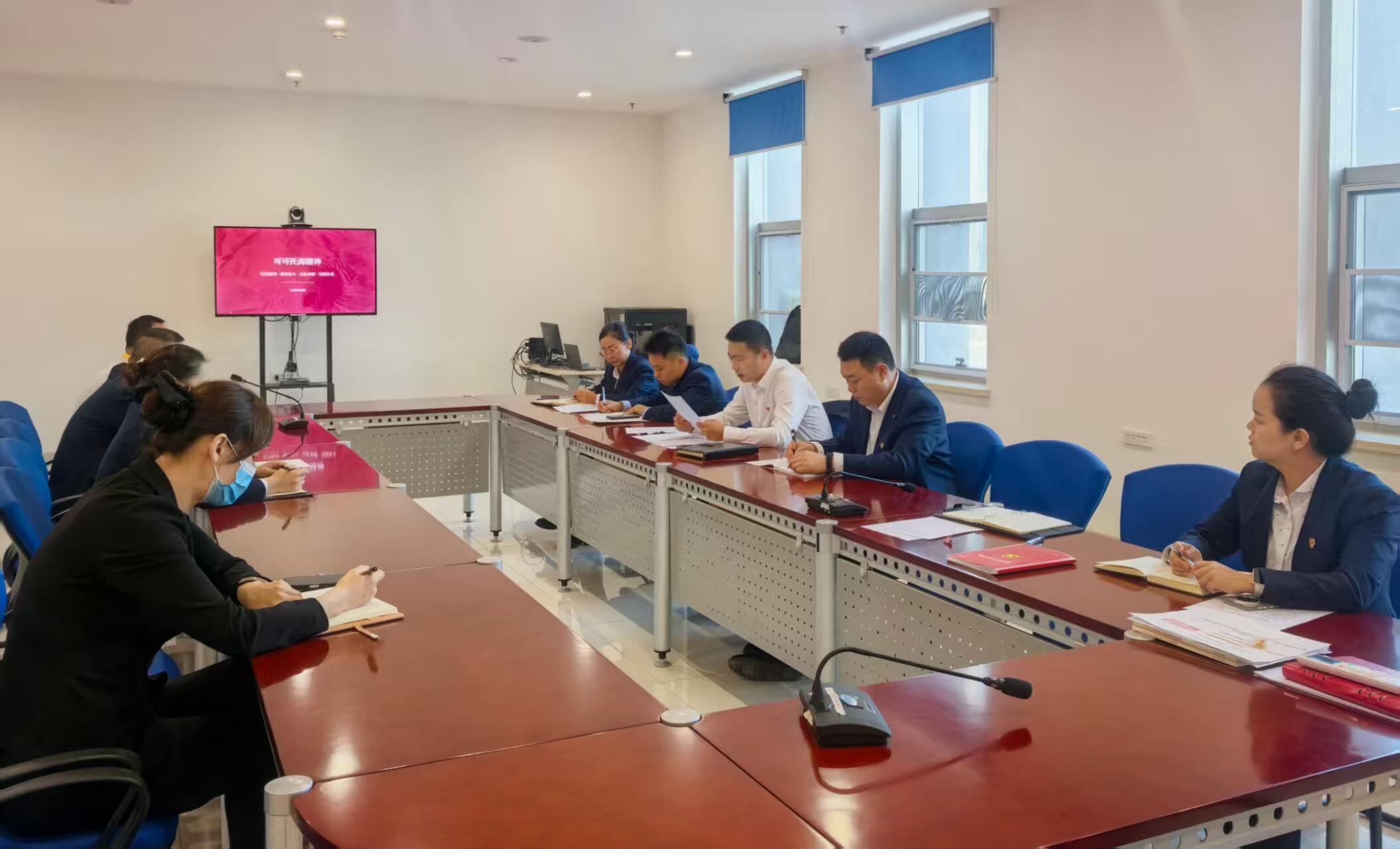 汲取红色奋进力量 传承奋斗担当精神 新疆机场集团天缘航旅伊宁分公司党支部开展可可托海精神专题学习活动