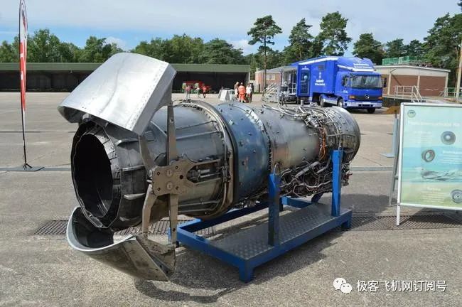 現貨狂風戰機rb199渦扇發動機出售退役可開車適合教學及科研